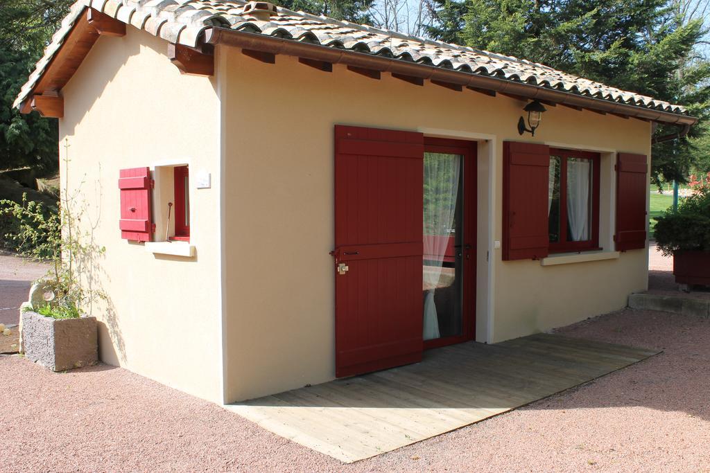 Hotel Restaurant Le Moulin De Saint Verand المظهر الخارجي الصورة