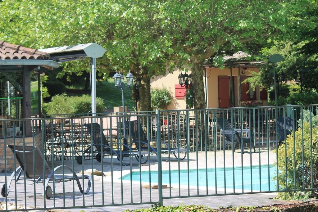 Hotel Restaurant Le Moulin De Saint Verand المظهر الخارجي الصورة
